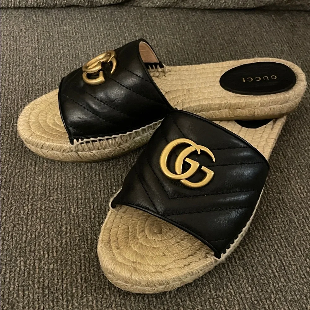 Gucci Black and Gold Women's Shoes